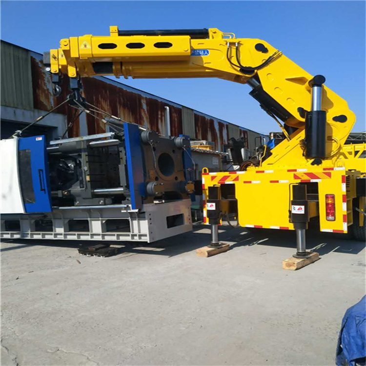 南宫 大吨位折臂吊出租费用解析：一小时租赁多少钱