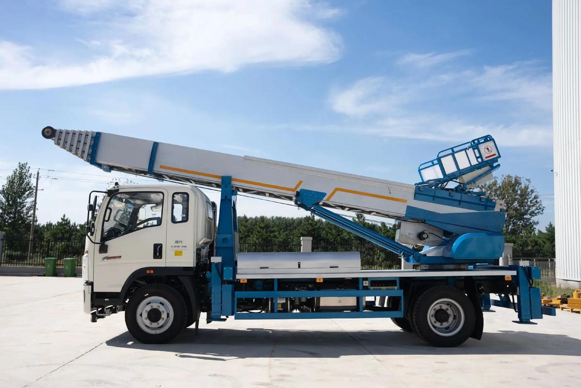 南宫云梯上料车租赁费用