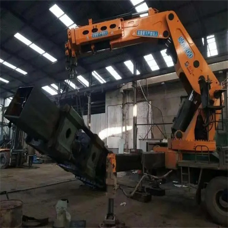 南宫200吨折臂吊出租