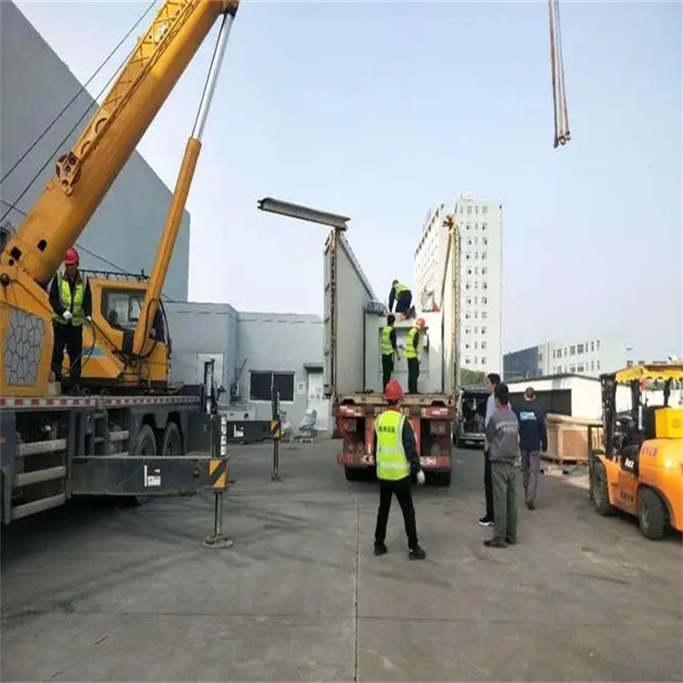 南宫如何找到附近的吊车救援服务