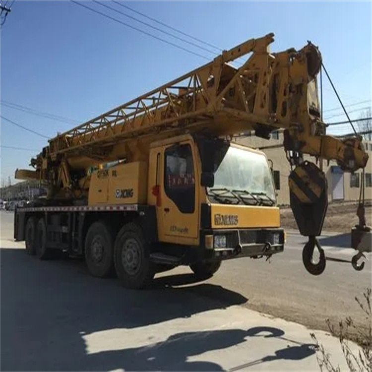 南宫哪里有专业吊车出租